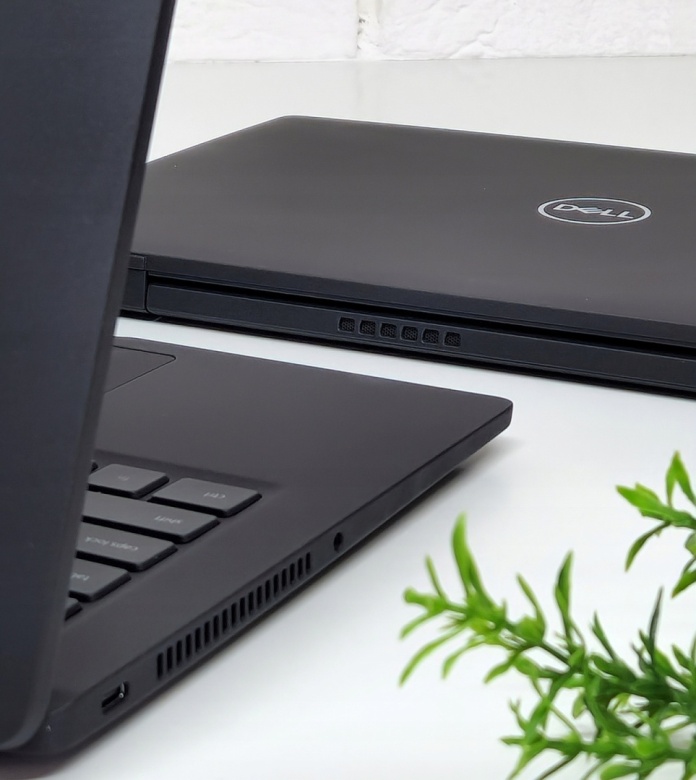 Dell Latitude 7420 i7 Carbon - zdjęcie realnego produktu